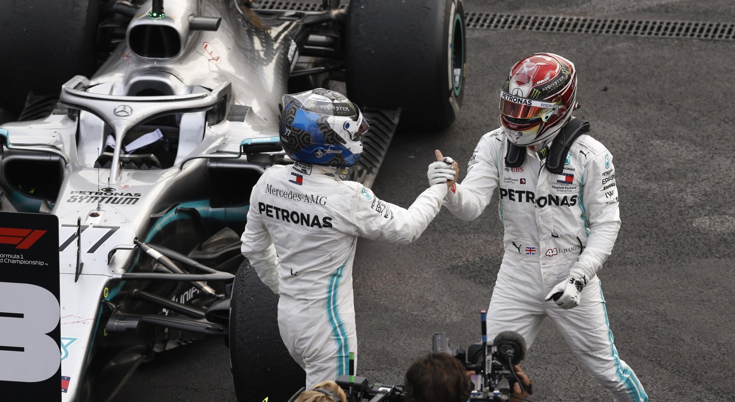 Valterri Bottas / Lewis Hamilton / 2019 Mexican Grand Prix, Sunday – Wolfgang Wilhelm