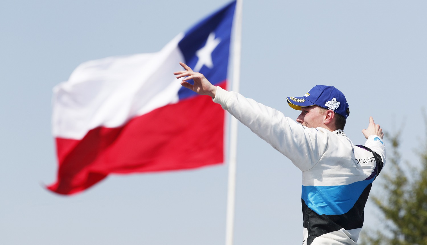 Maximilian Günther (DEU), BMW I Andretti Motorsports, celebrates on the podium