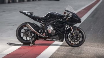 Triumph-Daytona-765-Moto2-test-bike-08-scaled