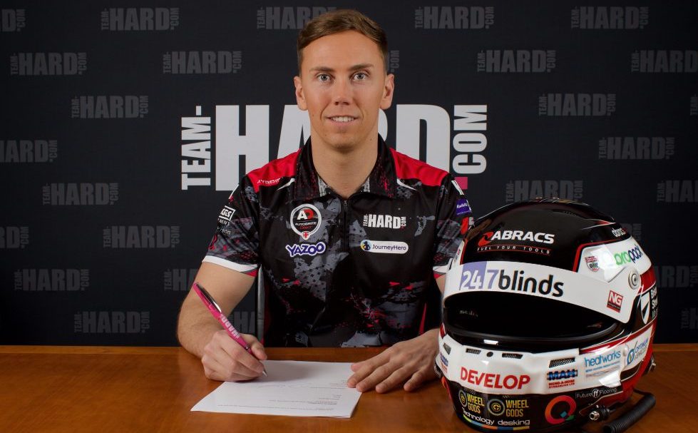 Daniel Lloyd signs for TEAM HARD