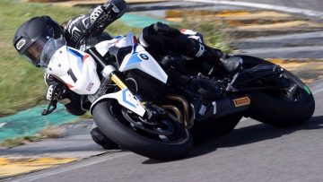BMW F 900 R