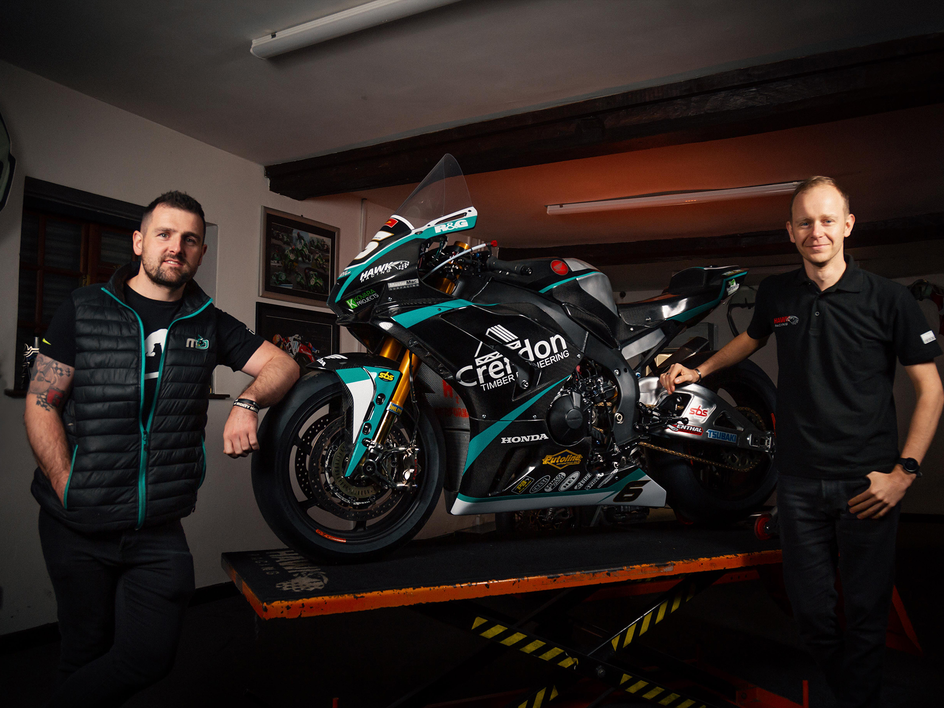 Dunlop signs for Hawk Racing