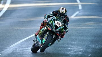 230530-peter-hickman-1-superbike-second-qualifying-tt-2023